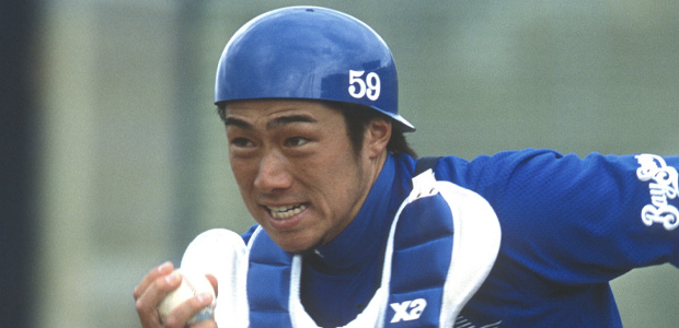 相川亮二 | 野球選手データ - 週刊ベースボールONLINE