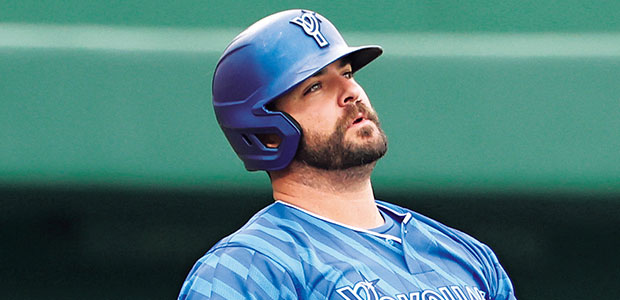 BAYSTARS マイクフォード ユニフォーム DeNAフォード「チームに優勝を」 横浜で再入団会見「いつでも